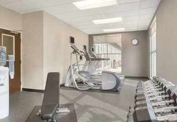 Fairfield & By Marriott Pittsburgh Airport/robinson Township 3*